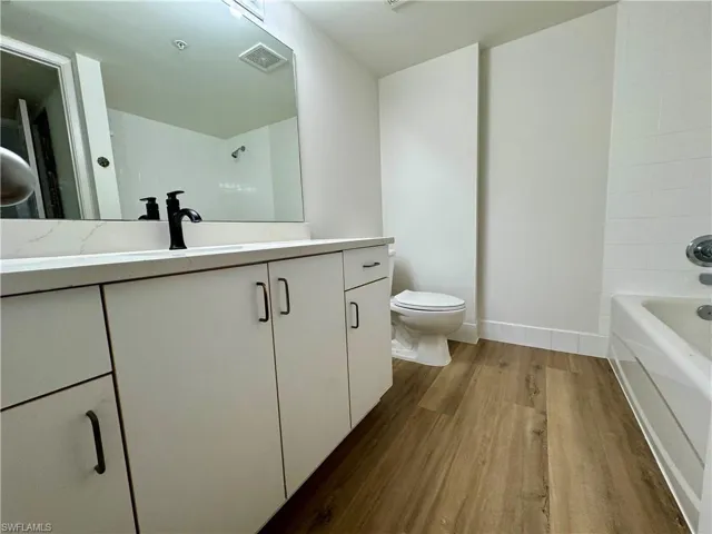 1830 Florida Club Cir 4304, Naples, Florida 34112