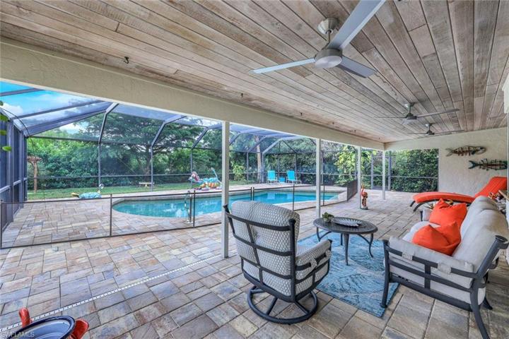 Large Covered Lanai