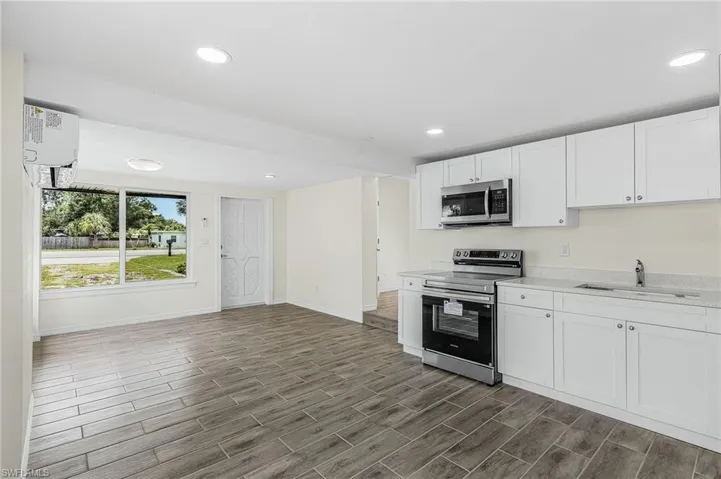 4428 Melbourne St, Port Charlotte, Florida 33980