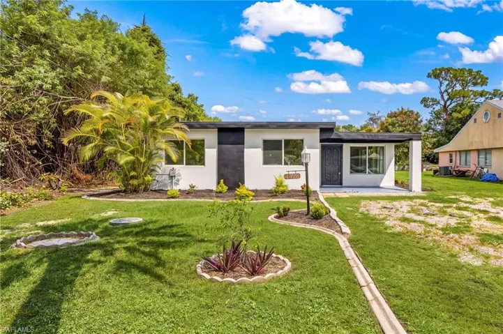 4428 Melbourne St, Port Charlotte, Florida 33980