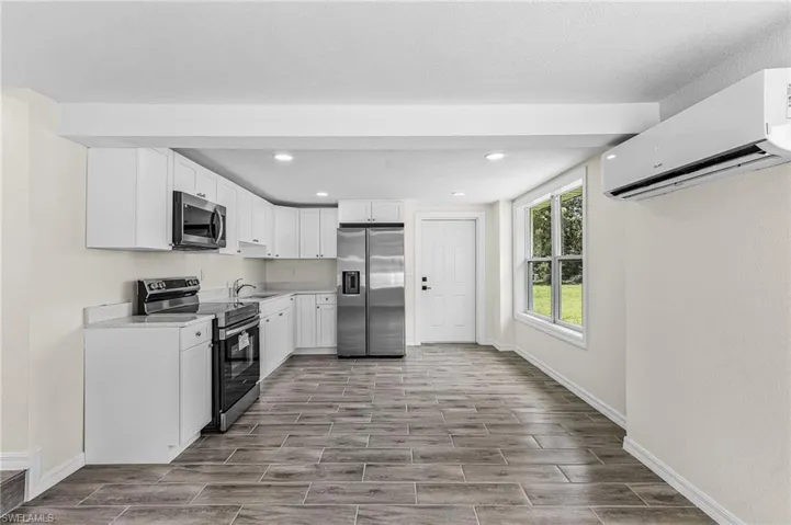 4428 Melbourne St, Port Charlotte, Florida 33980