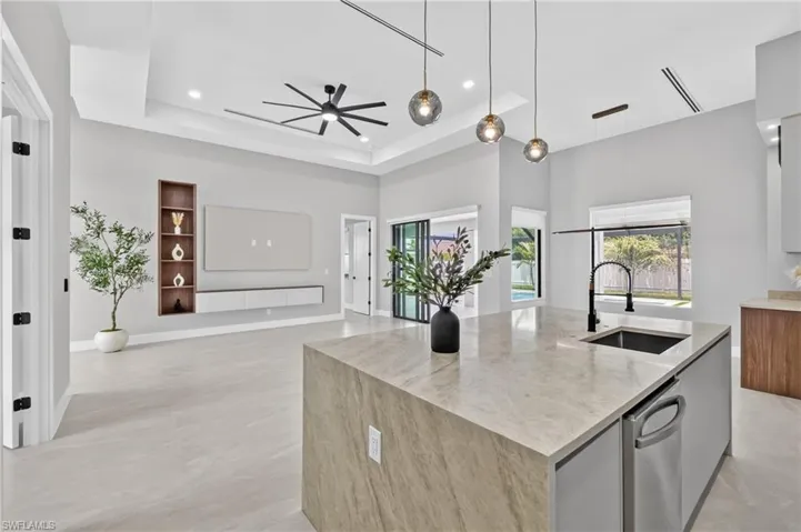 610 Nw 2nd Pl, Cape Coral, Florida 33993
