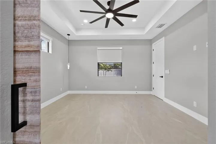 610 Nw 2nd Pl, Cape Coral, Florida 33993
