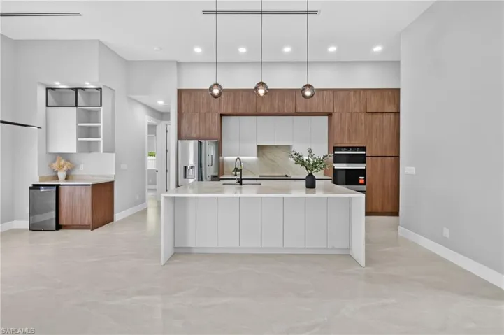 610 Nw 2nd Pl, Cape Coral, Florida 33993
