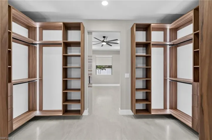 610 Nw 2nd Pl, Cape Coral, Florida 33993
