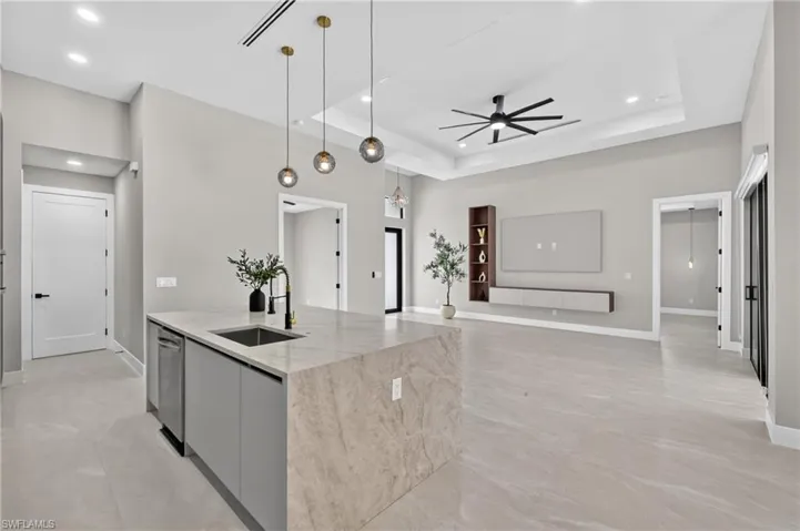 610 Nw 2nd Pl, Cape Coral, Florida 33993