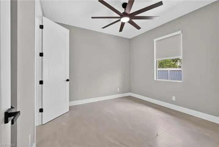 610 Nw 2nd Pl, Cape Coral, Florida 33993