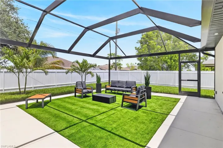 610 Nw 2nd Pl, Cape Coral, Florida 33993