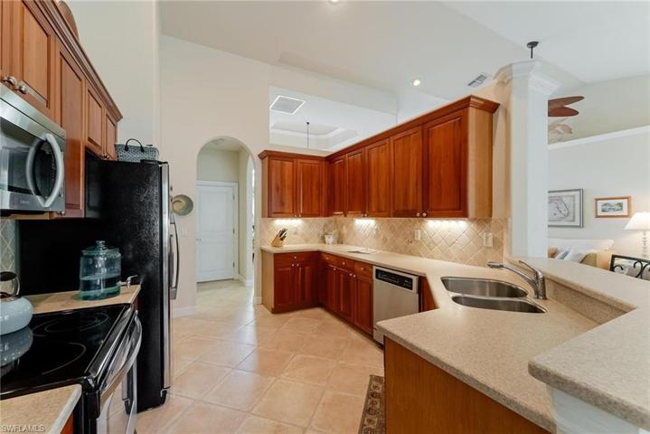 14949  Indigo Lakes  DR, NAPLES, FL 34119