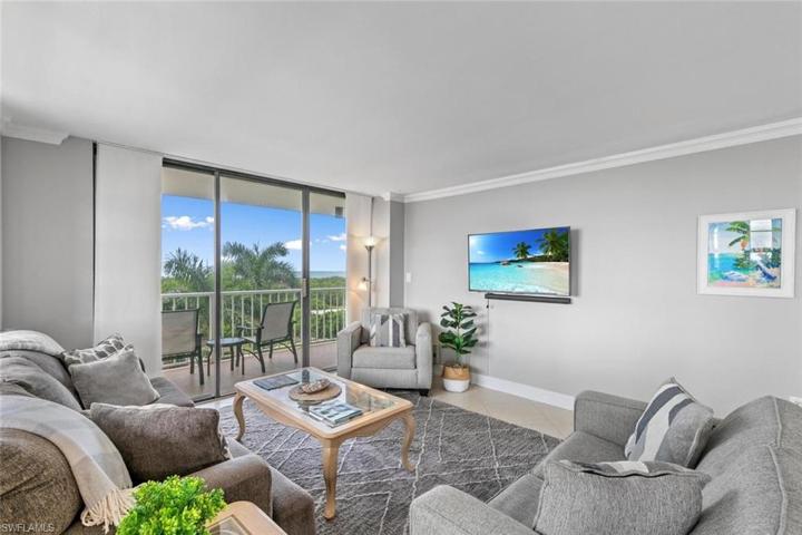 440  Seaview  CT, Marco Island, FL 34145