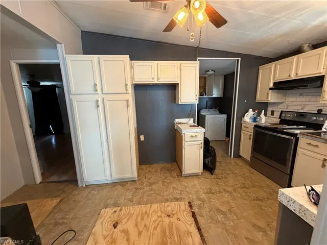 7633  Grady  DR, North Fort Myers, FL 33917