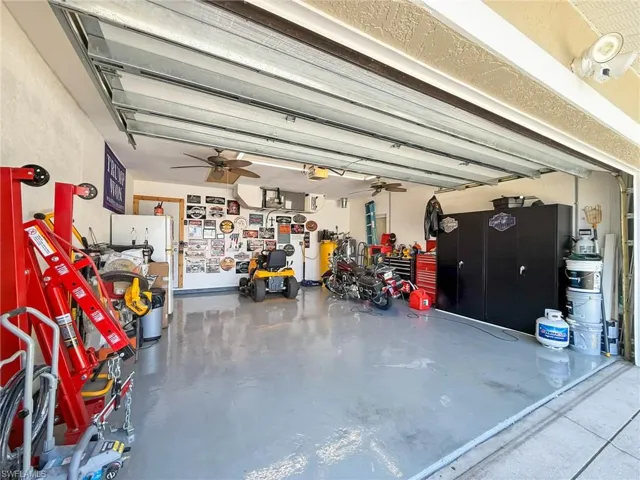 Epoxy Floor and Extra insulation in Garage