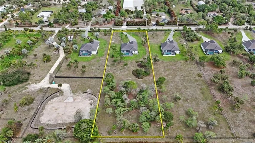 653 23rd St Sw, Naples, Florida 34117