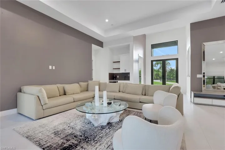 653 23rd St Sw, Naples, Florida 34117