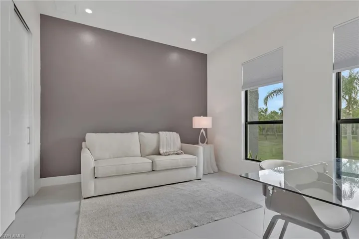 653 23rd St Sw, Naples, Florida 34117