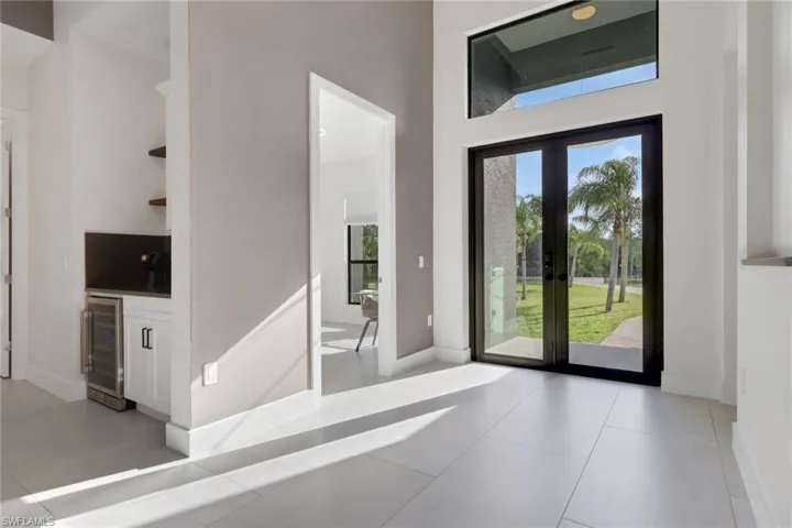 653 23rd St Sw, Naples, Florida 34117