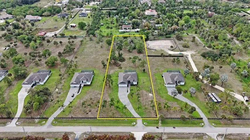 653 23rd St Sw, Naples, Florida 34117