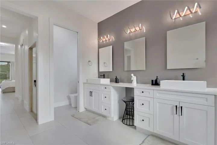 653 23rd St Sw, Naples, Florida 34117