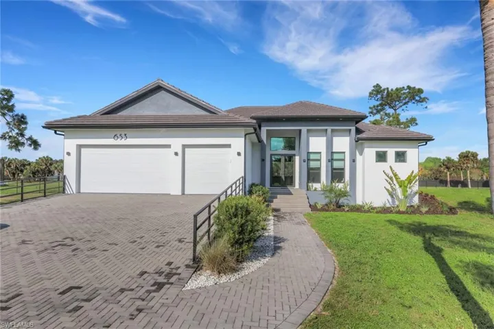 653 23rd St Sw, Naples, Florida 34117