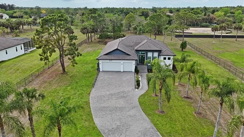 653 23rd St Sw, Naples, Florida 34117