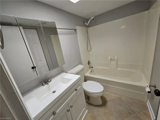 7752 Tamara Lee Ct 103, Fort Myers, Florida 33907