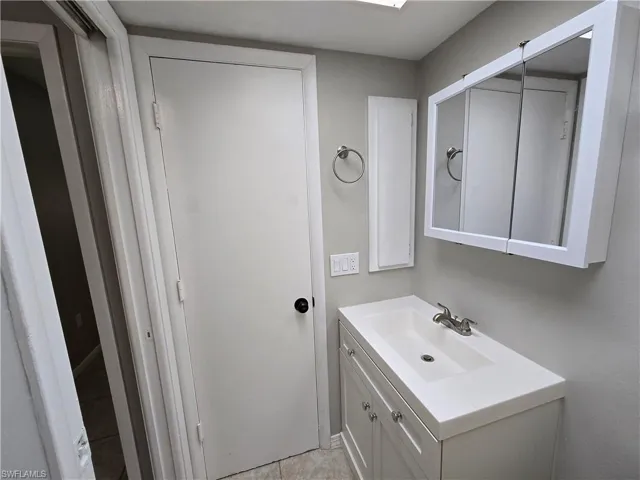 7752 Tamara Lee Ct 103, Fort Myers, Florida 33907