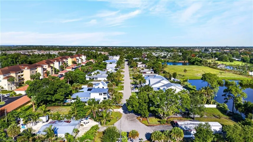 114 Jeepers Dr, Naples, Florida 34112