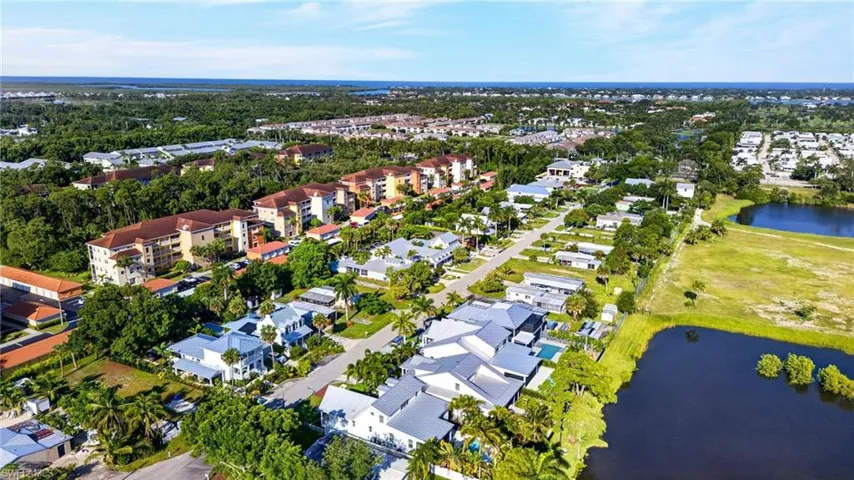 114 Jeepers Dr, Naples, Florida 34112