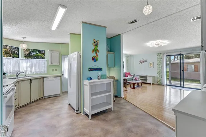 19682 Eagle Trace Ct, North Fort Myers, Florida 33903