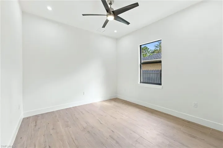 2752 18th Ave Ne, Naples, Florida 34120