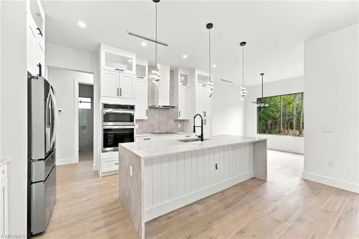 2752 18th Ave Ne, Naples, Florida 34120