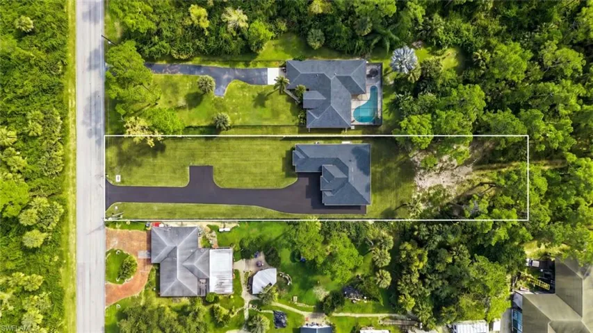 2752 18th Ave Ne, Naples, Florida 34120