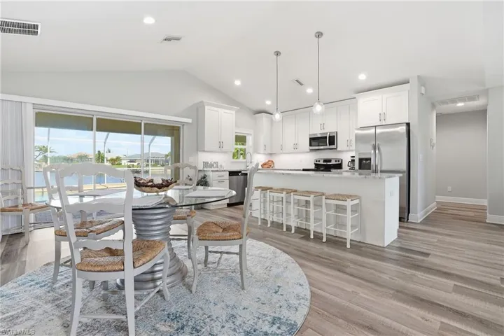 1723 Sw 31st Ln, Cape Coral, Florida 33914