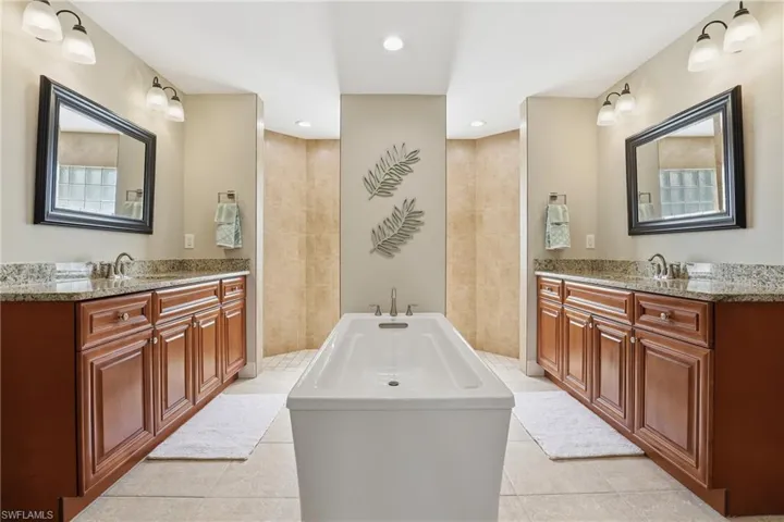 1723 Sw 31st Ln, Cape Coral, Florida 33914