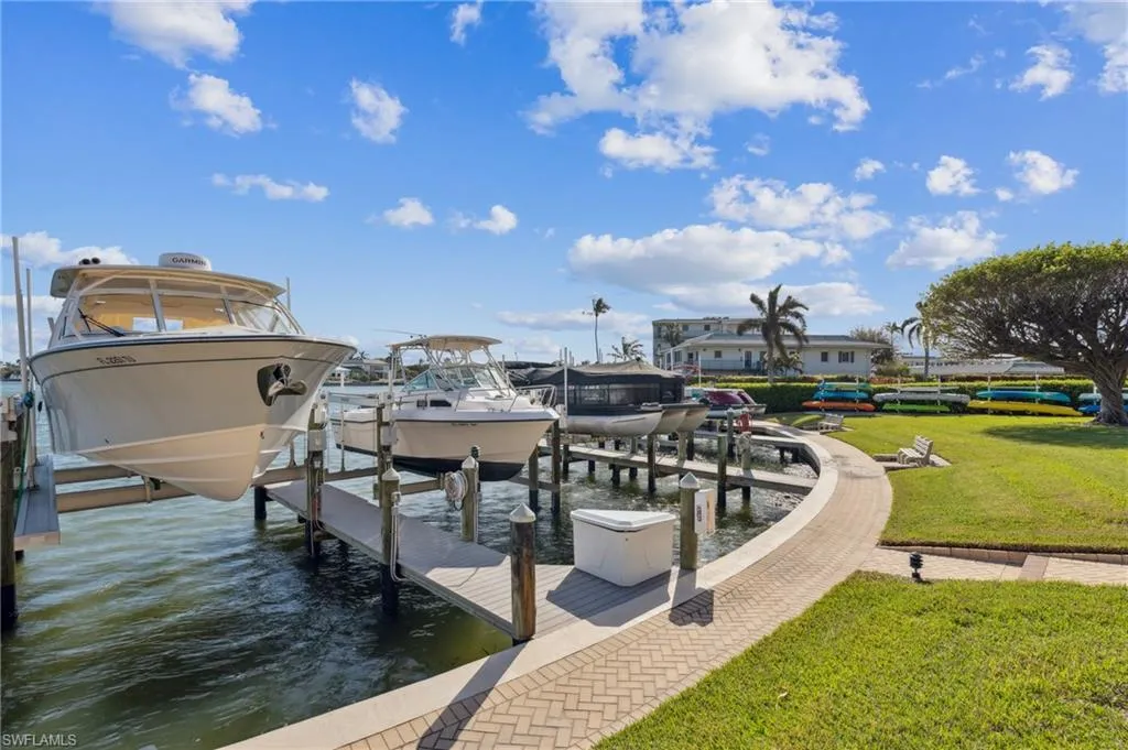3430 Gulf Shore BLVD, Naples, FL 34103,225063353