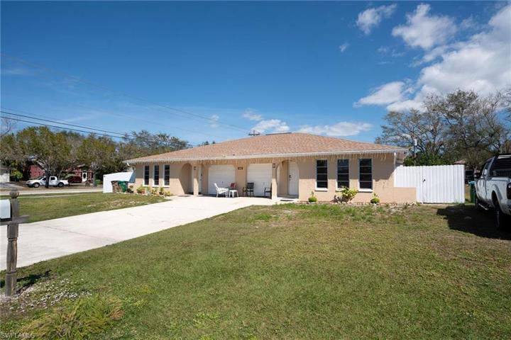 903 SE 23rd  PL, Cape Coral, FL 33990