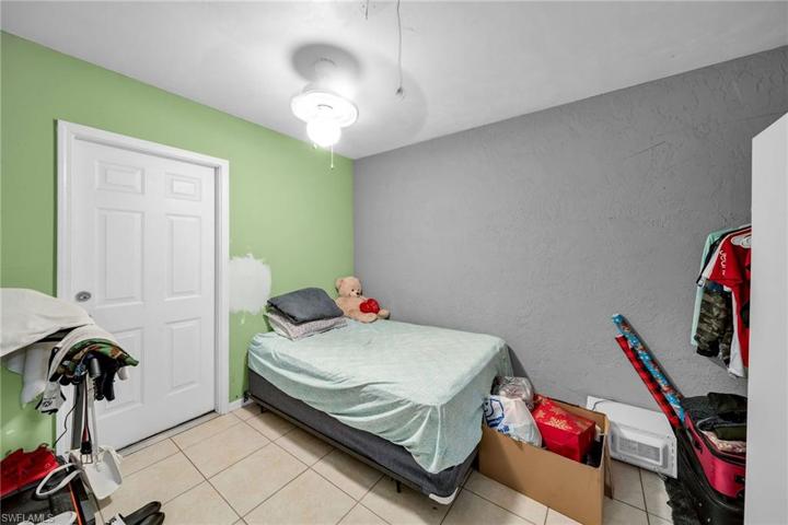 903 SE 23rd  PL, Cape Coral, FL 33990