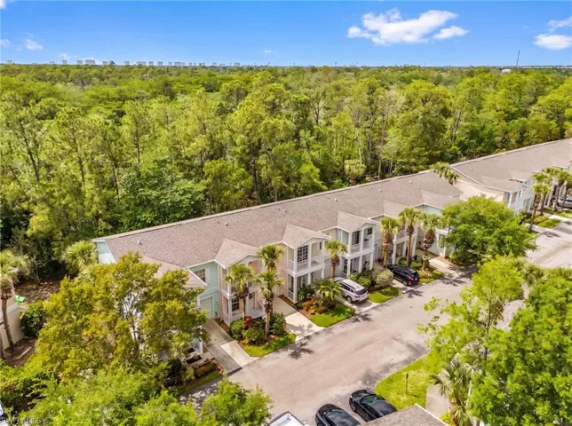 3285  Lindsey  LN, Naples, FL 34109