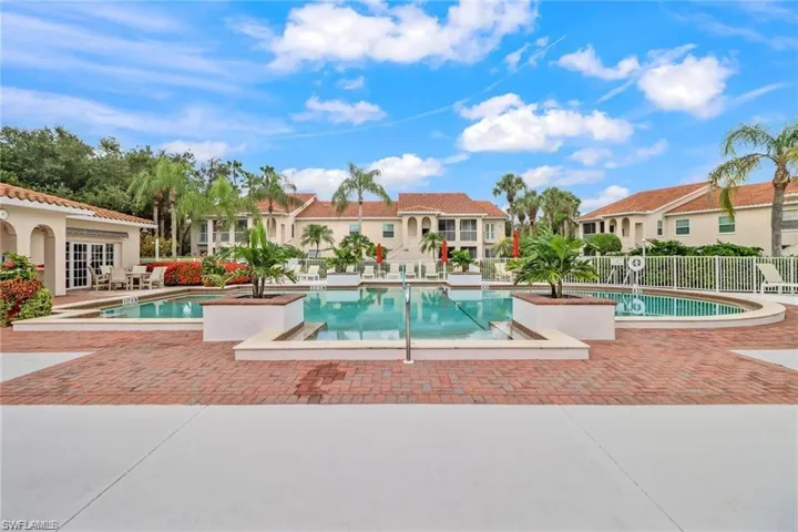 107  Tuscana  CT, Naples, FL 34119