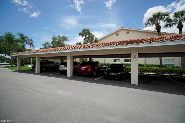 107  Tuscana  CT, Naples, FL 34119