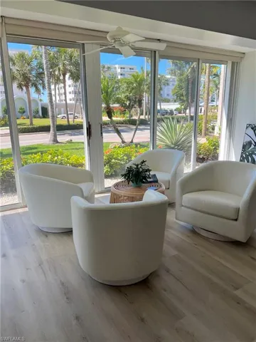 1910 Gulf Shore Blvd N 102, Naples, Florida 34102