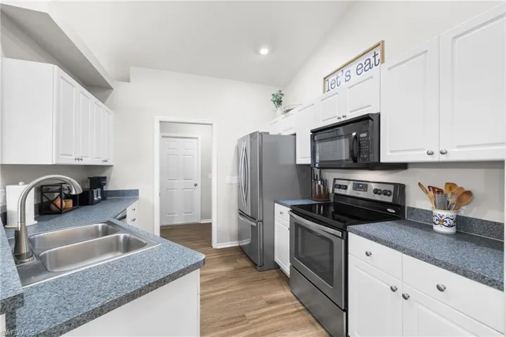 3519 5th Ave, Cape Coral, Florida 33904