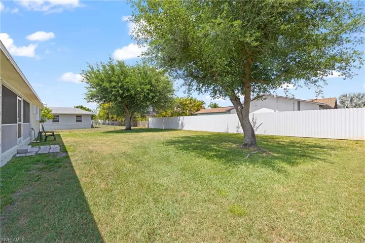 3519 5th Ave, Cape Coral, Florida 33904