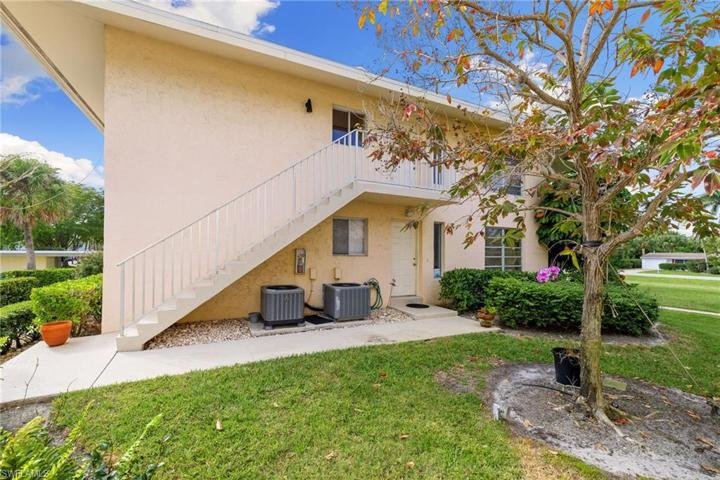 726  Broad S AVE, Naples, FL 34102
