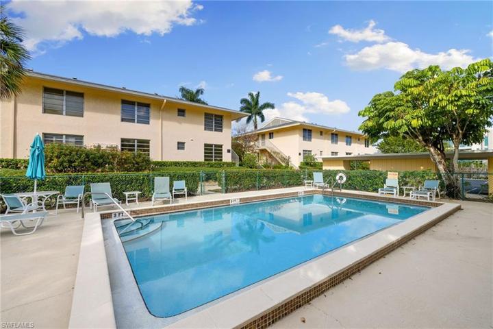 726  Broad S AVE, Naples, FL 34102