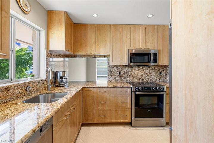 726  Broad S AVE, Naples, FL 34102
