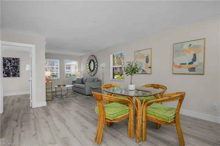 663  12th S AVE, Naples, FL 34102