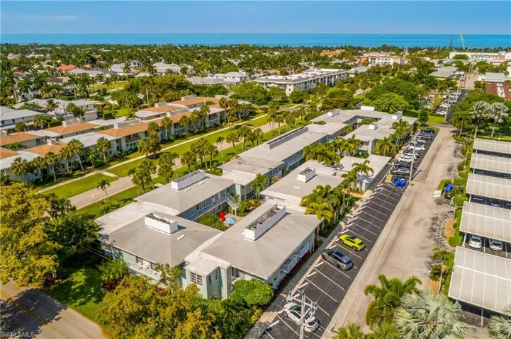 Everglades Club