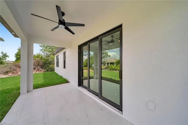 View of patio / terrace with a ceiling fan