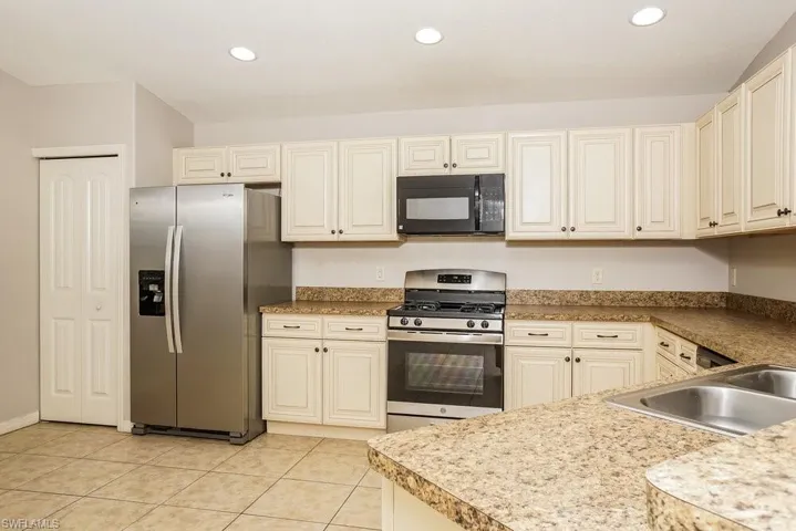 433 San Lorenzo Ct, Bradenton, Florida 34208
